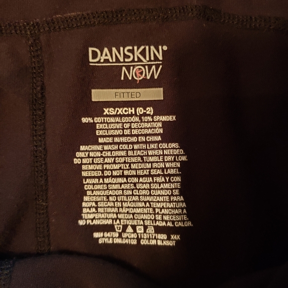 Danskin NOW Fitted Cropped Leggings - Picture 2 of 6